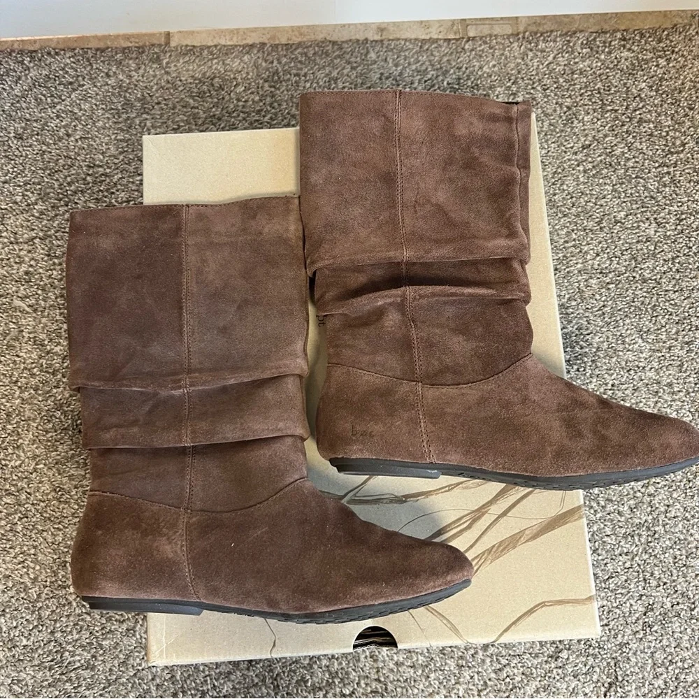 BOC Born Concepts Brown Suede Mid Calf‎ Pull On Boots Bistro style, Size 7